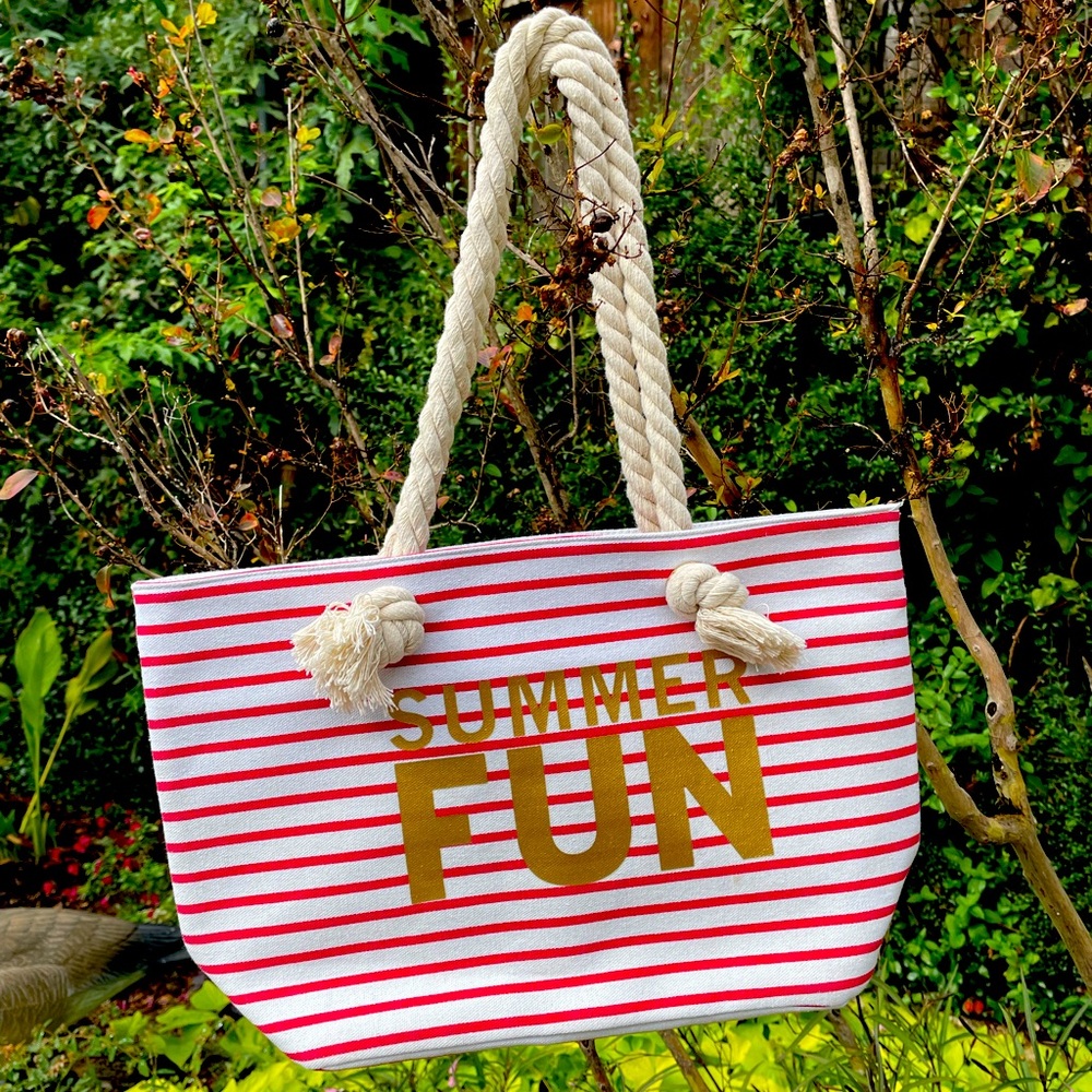 Beach Bag, says “Summer Fun”, red and white stripes